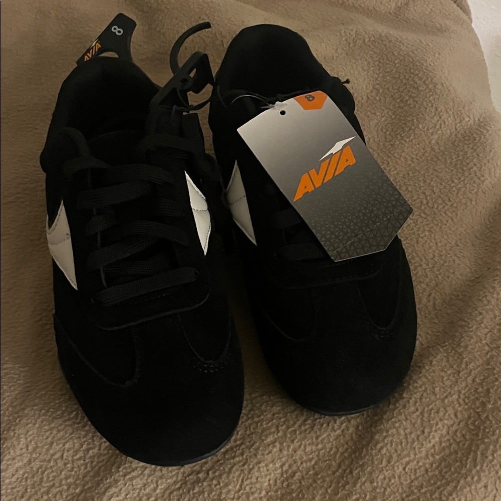 Avia Men's Black and White Athletic Sneakers